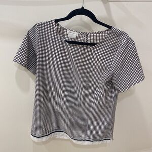 Van Heusen Women’s Patterned Beehive Short Sleeve Blouse Size M